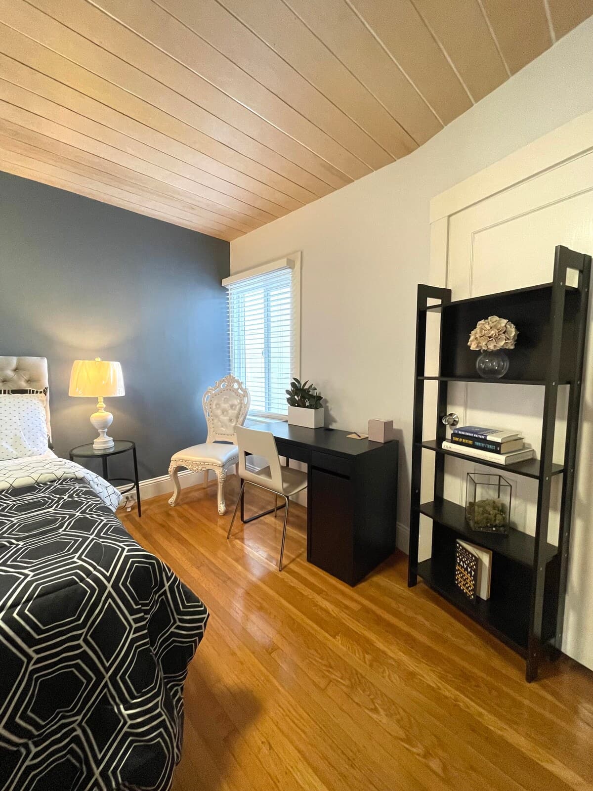 Renovated 3BD Near Ocean Beach & GGP - Photo 4