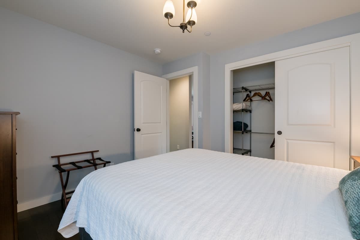 Guesthouse in Menlo Park · ★4.93 · 1 bedroom · 1 bed · 1 bath - Image 31