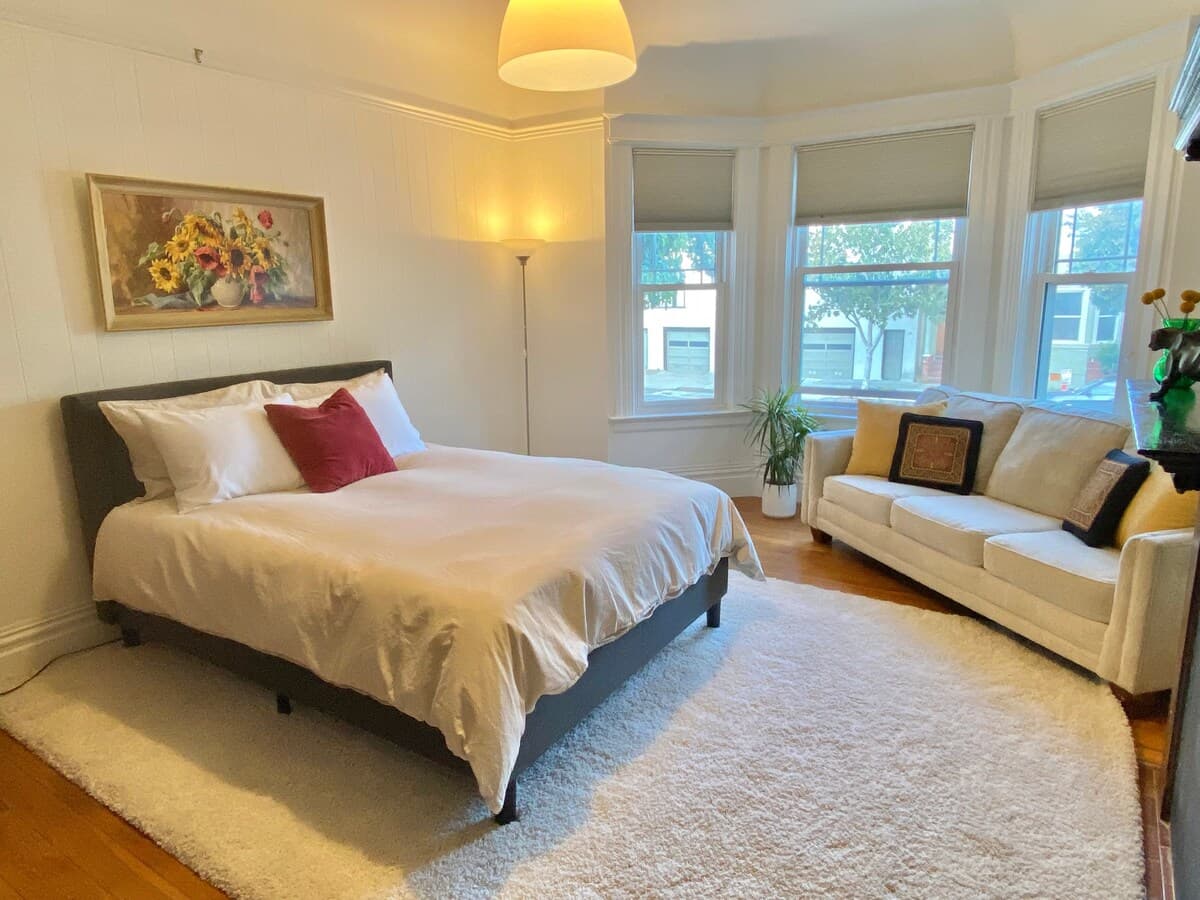 Sunny, Spacious 3 Bedroom Edwardian in the Mission - Photo 9