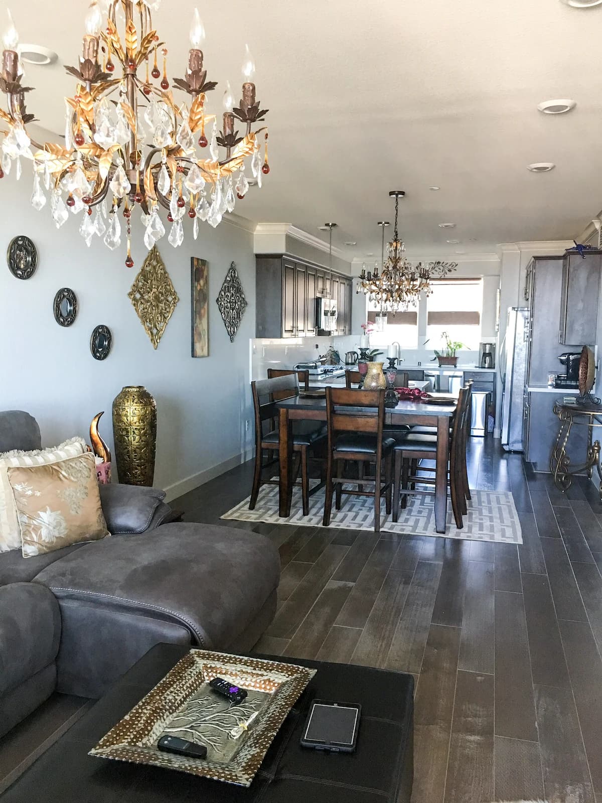Townhouse in Daly City · ★4.89 · 1 bedroom · 1 bed · 1 bath - Image 6