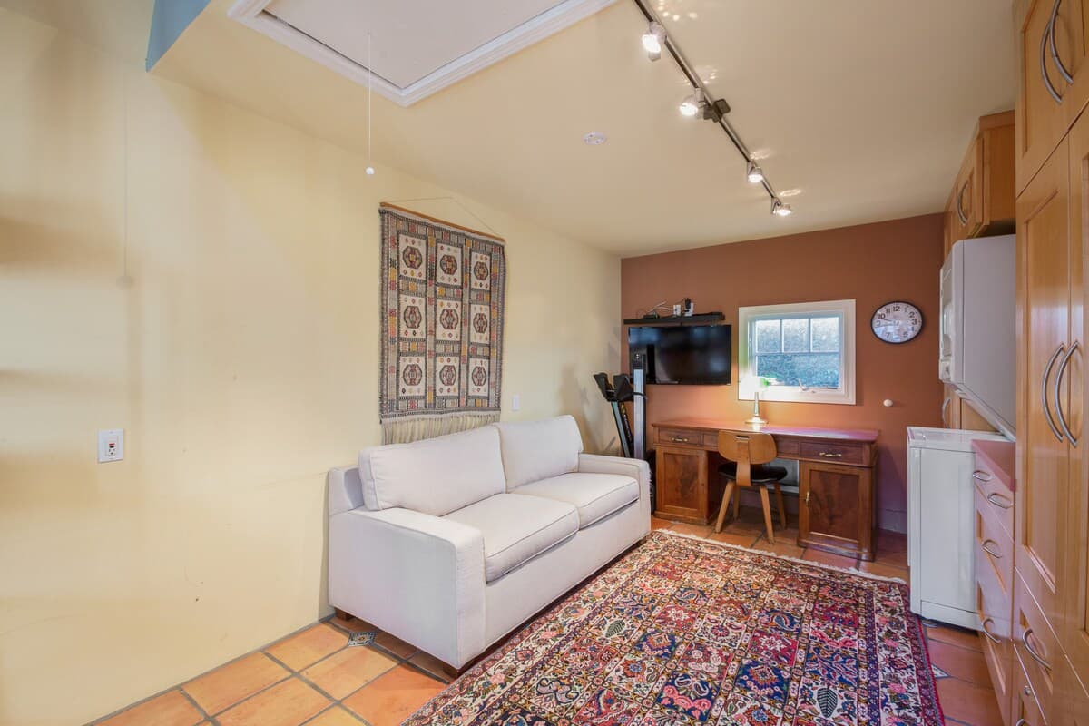 Tudor Gem Near Downtown Palo Alto & Stanford - Photo 32