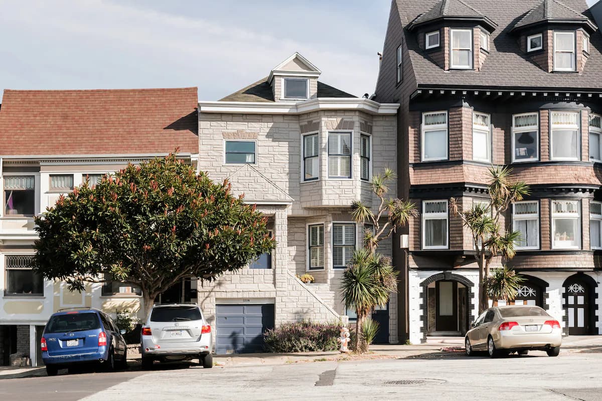 Home in San Francisco · ★4.97 · 3 bedrooms · 3 beds · 2.5 baths - Image 83