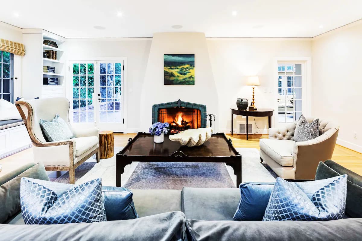 Home in Palo Alto · ★5.0 · 4 bedrooms · 4 beds · 3 baths - Image 3