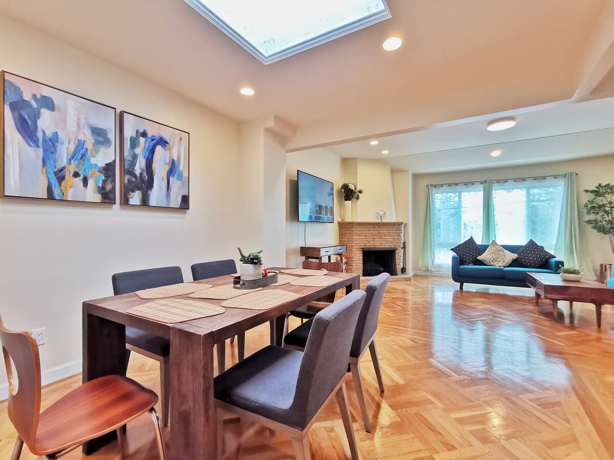 Private Upper Level, 3BR/3BA Near BART - Photo 11
