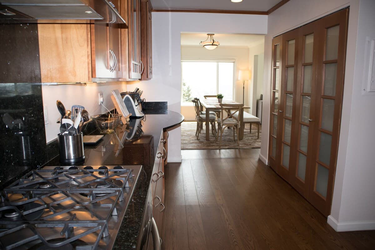 Noe Valley Condo with Bay Views & Workspace - Photo 12