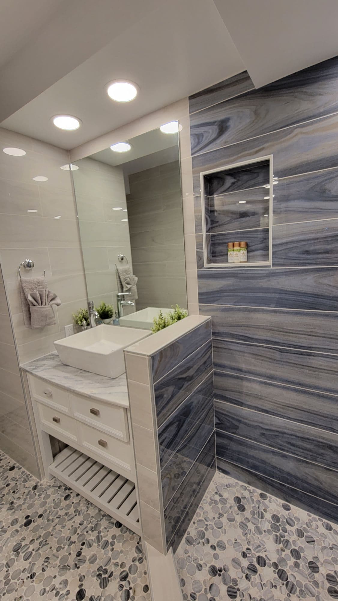Condo in Honolulu · ★4.93 · 1 bedroom · 1 bed · 1 private bath - Image 11