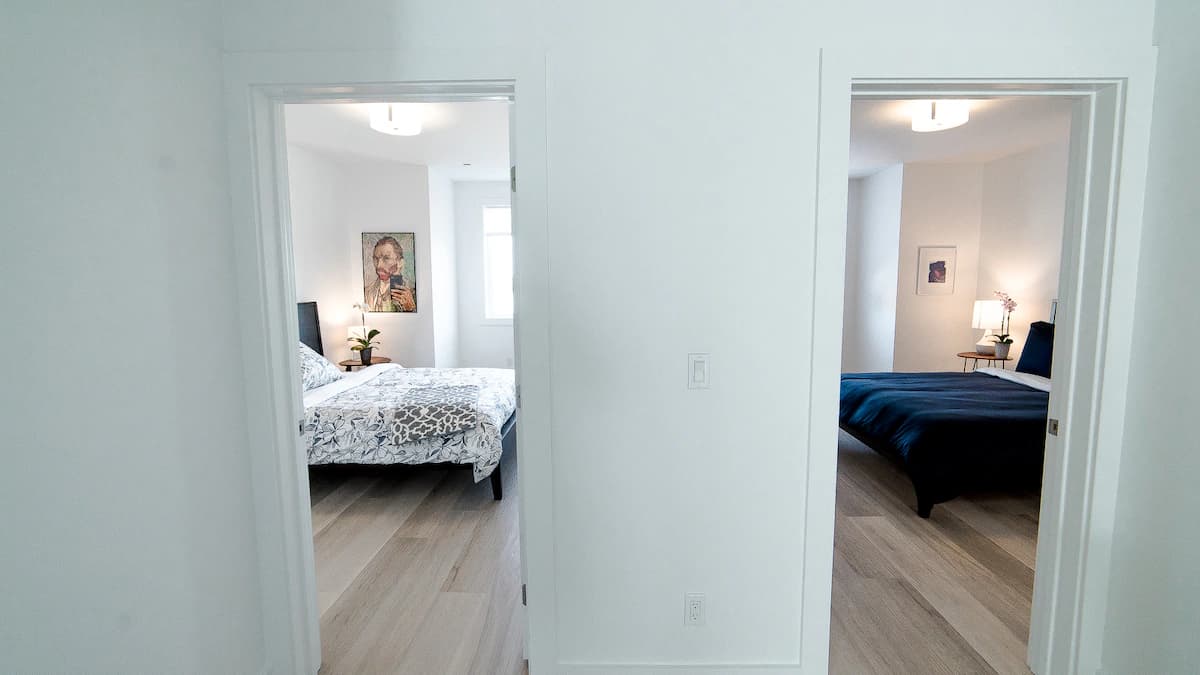 Home in Daly City · ★4.87 · 5 bedrooms · 8 beds · 3 baths - Image 40