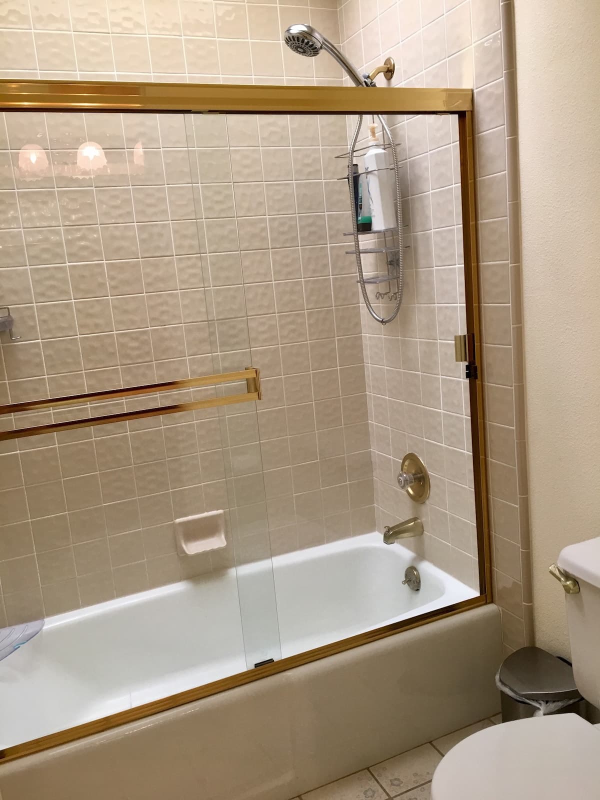 Home in Palo Alto · ★4.95 · 4 bedrooms · 4 beds · 3 baths - Image 18