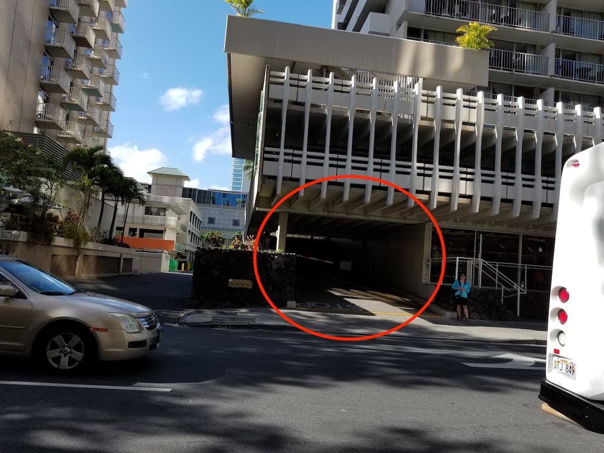 Condo in Honolulu · ★4.66 · Studio · 2 beds · 1 private bath - Image 22