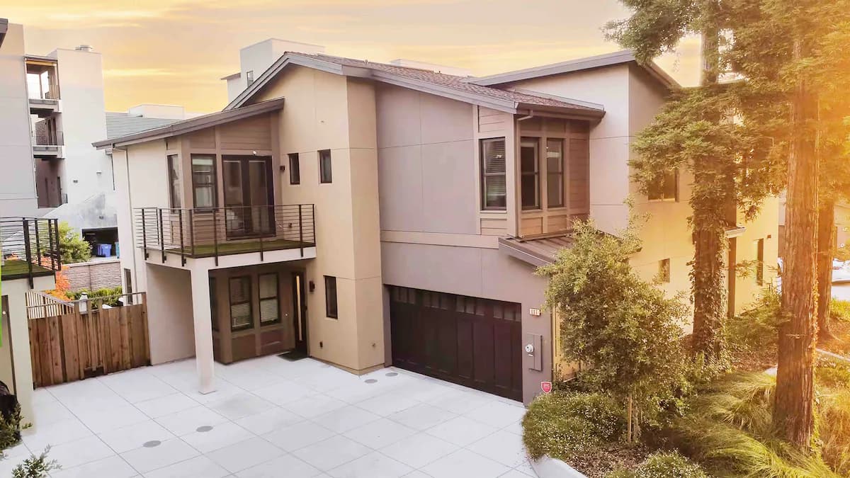 2021 Luxury Home, Private Baths, Silicon Valley - Photo 27