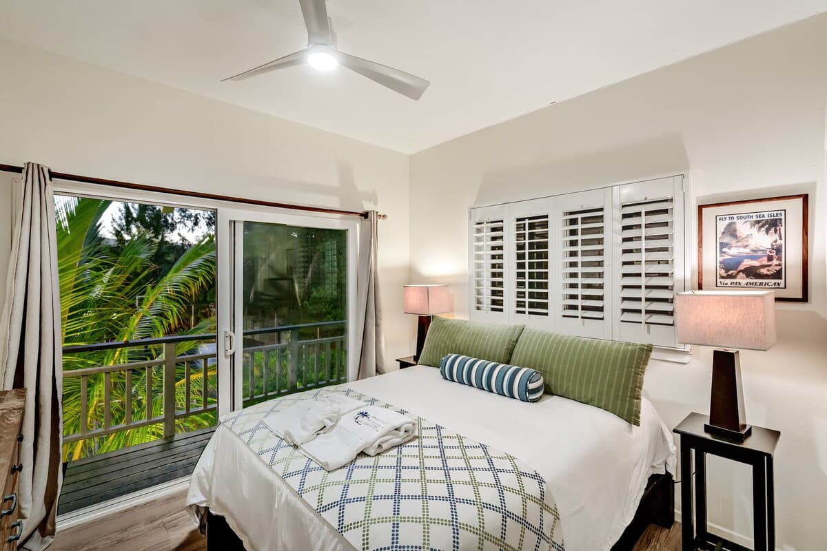 Villa in Kahuku · ★4.75 · 6 bedrooms · 8 beds · 4 private baths - Photo 3