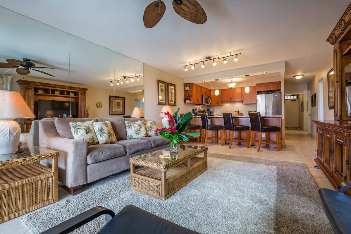 Rare Single Level 2 Bedroom With 2 Lanai's-AC - Photo 2