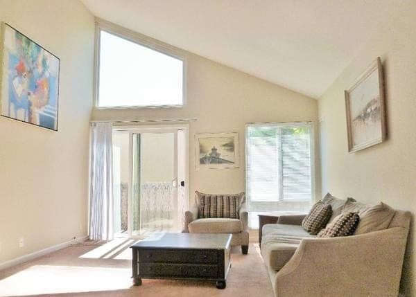 * 2BR REMODEL w/ Vaulted Ceilings * - Photo 1