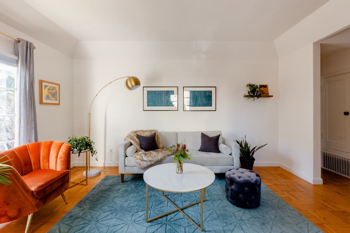 Noe Valley Victorian w/ Chef's Kitchen & Yard - Photo 4