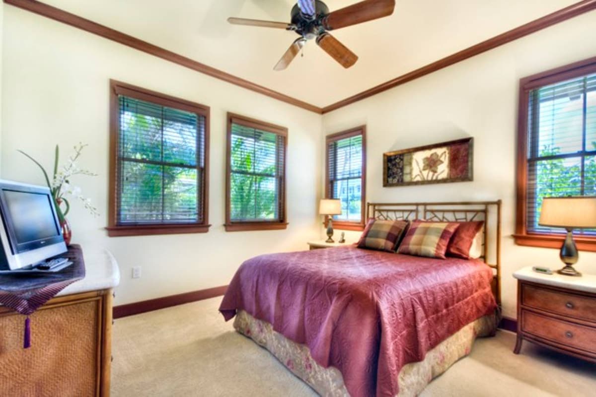 Villa in Waikoloa Village · ★5.0 · 2 bedrooms · 5 beds · 2 baths - Photo 4