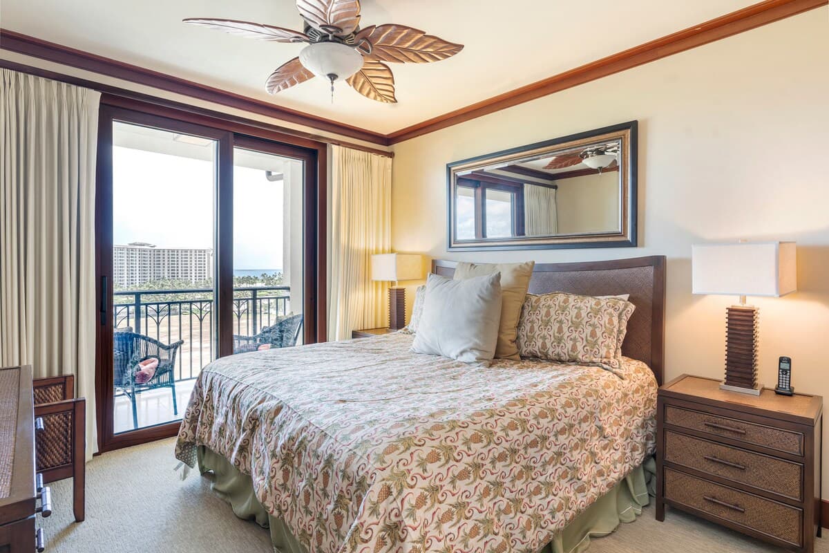 Condo in Kapolei · ★4.92 · 2 bedrooms · 5 beds · 2 private baths - Photo 1