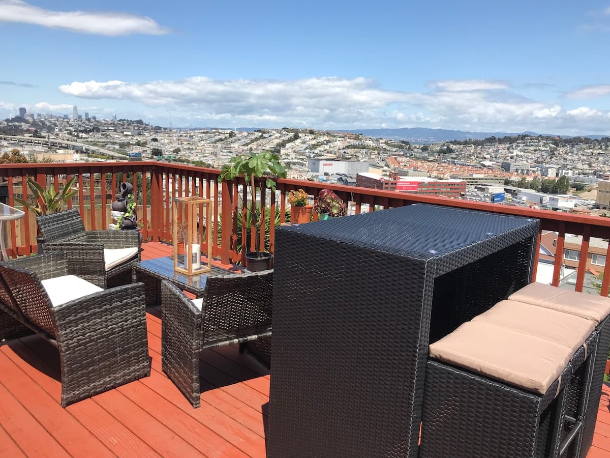 SF Home with Stunning Bay & Skyline Views - Photo 1