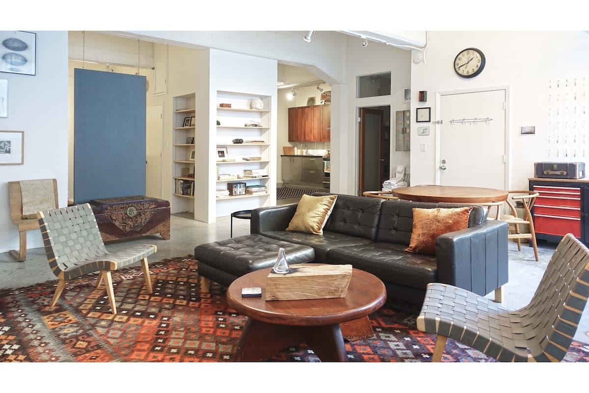 Private Light-filled Suite in Artist Loft - Photo 1