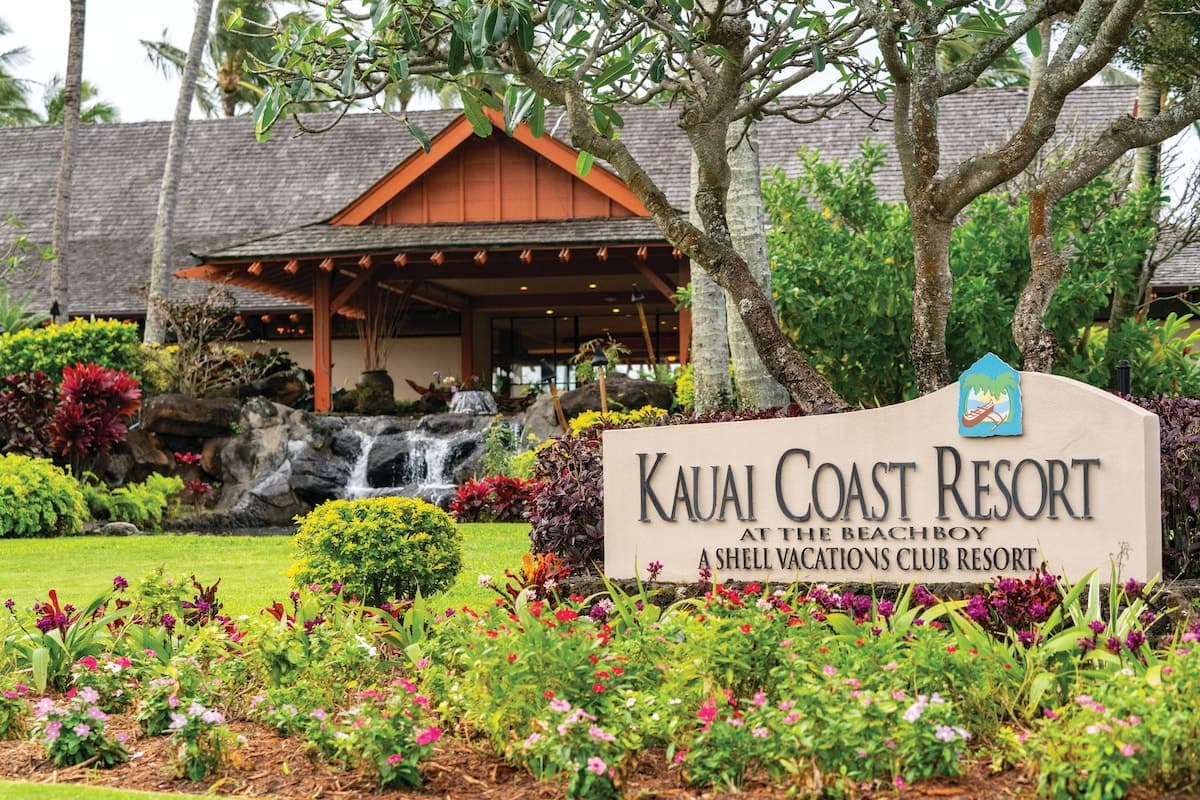 Condo in Kapaa · ★4.52 · 2 bedrooms · 4 beds · 2 baths - Photo 1