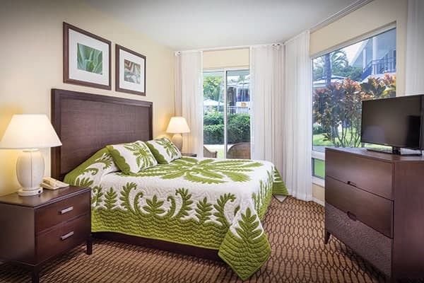 Condo in Kailua-Kona · ★4.7 · 2 bedrooms · 1 bed · 2 baths - Photo 2