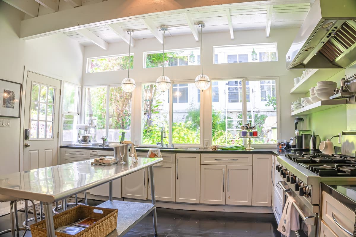 Edwardian Villa with Panoramic Views & Sauna - Photo 5