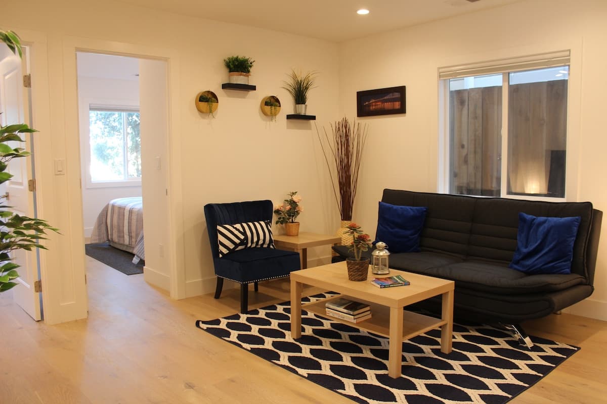 Modern City Suite | New & Clean 2Bdrm/1Bath in SF - Photo 1