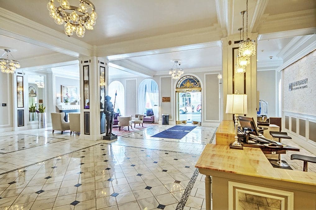 Famed San Francisco Resort by the Bay - Photo 5