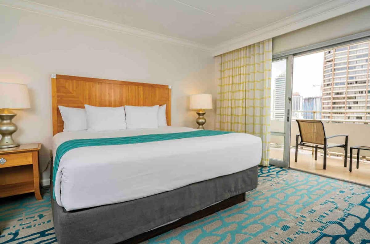 Studio Suite at Picturesque Waikiki Resort - Photo 1