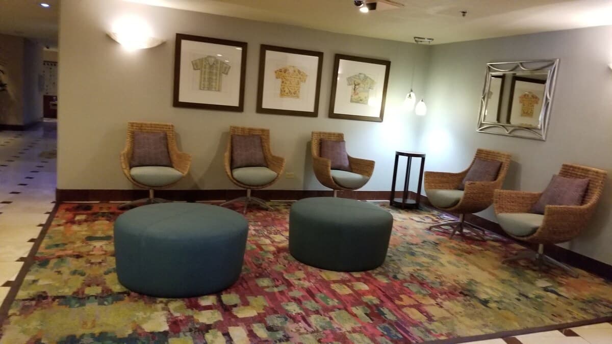 Condo in Honolulu · ★4.66 · Studio · 2 beds · 1 private bath - Photo 3