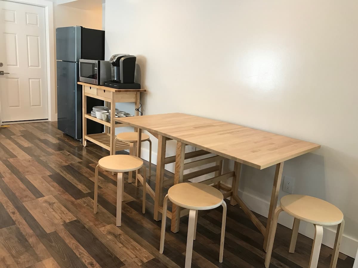 3BR 2BA no kitchen, $25/day parking option (<16ft) - Photo 5