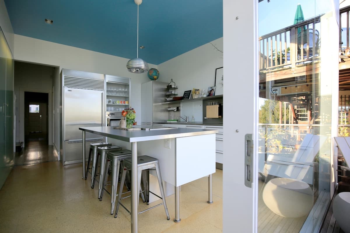 Dolores Heights Victorian, Modernist Renovation - Photo 4