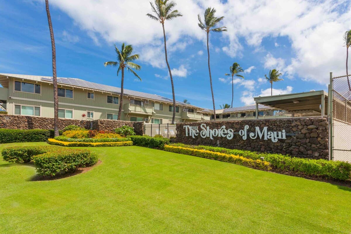 Condo in Kihei · ★4.91 · 1 bedroom · 3 beds · 1 bath - Photo 5