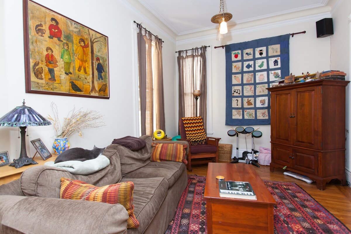 Victorian Home with Huge Yard, Cat Care Required - Photo 3