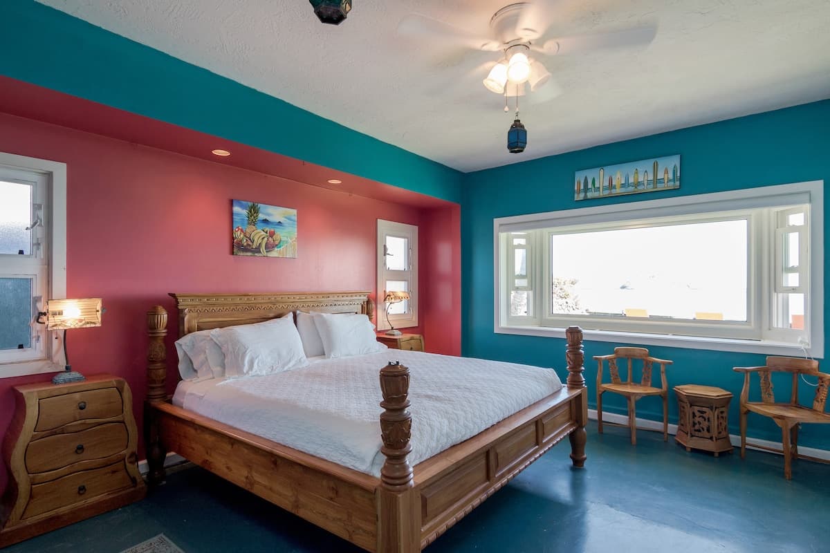 Home in Kailua · ★4.97 · 4 bedrooms · 4 beds · 3 baths - Photo 2