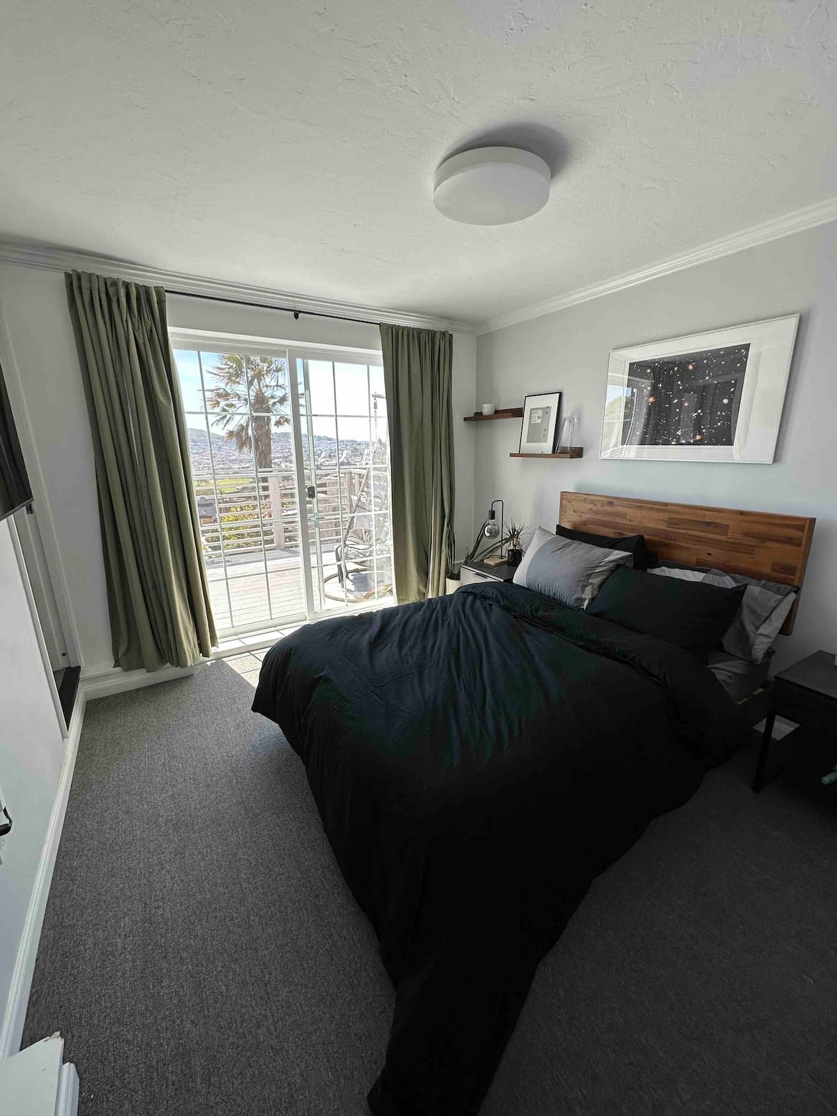 Twin Peaks Hideaway with Ocean & Mountain Views - Photo 3