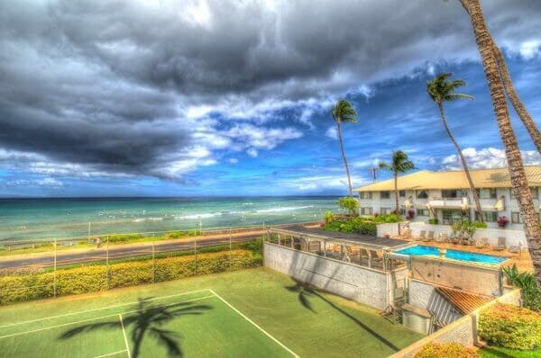 Condo in Kihei · ★4.91 · 1 bedroom · 3 beds · 1 bath - Photo 3