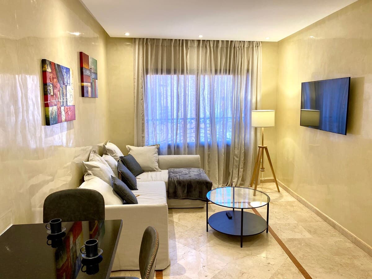 Home in Kailua-Kona · ★4.33 · 2 bedrooms · 3 beds · 2 private baths - Photo 2