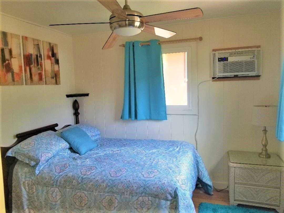 Beautiful Bedroom w/AC & Deck for Yoga, Sunset Bch - Photo 1