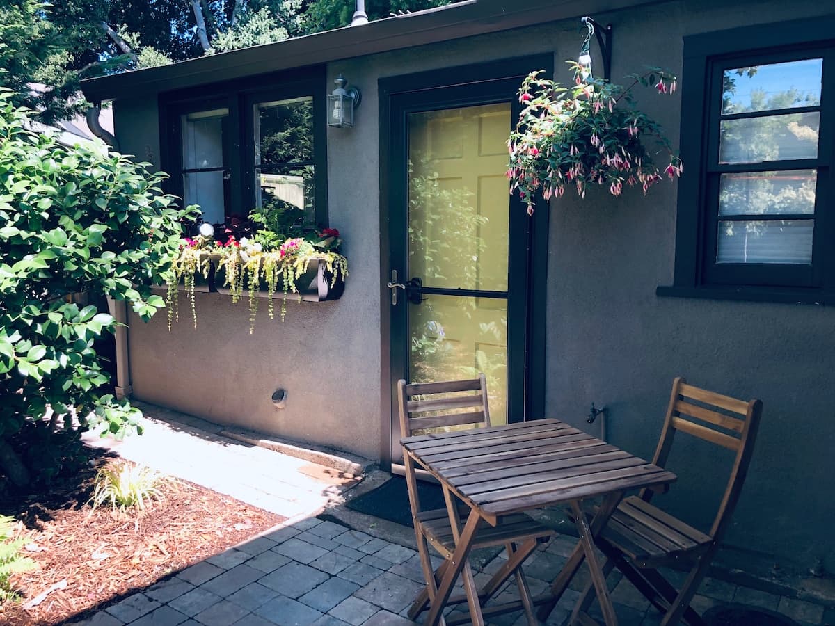 Menlo Park Guest Cottage Near Stanford - Photo 1
