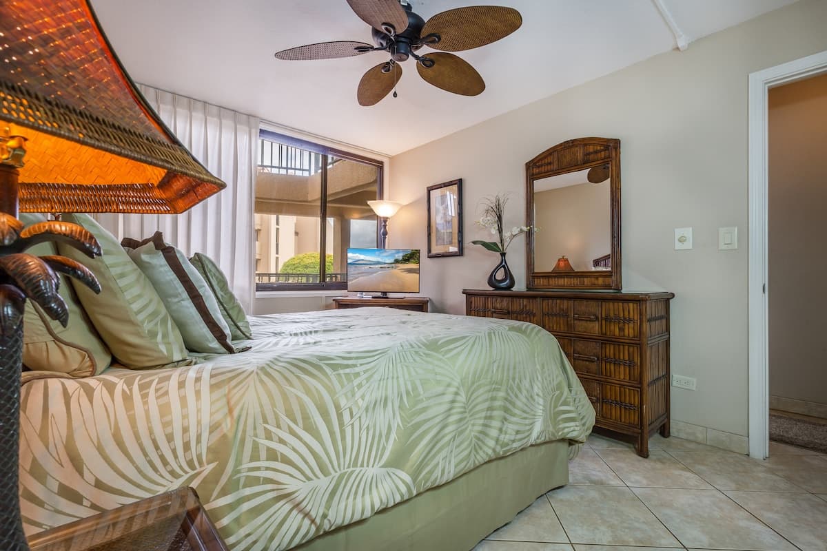 Rare Single Level 2 Bedroom With 2 Lanai's-AC - Photo 5