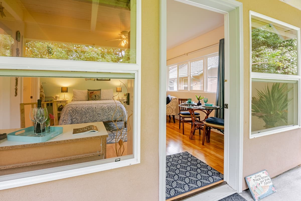 Guesthouse in Kailua-Kona · ★4.89 · 1 bedroom · 1 bed · 1 shared bath - Photo 5