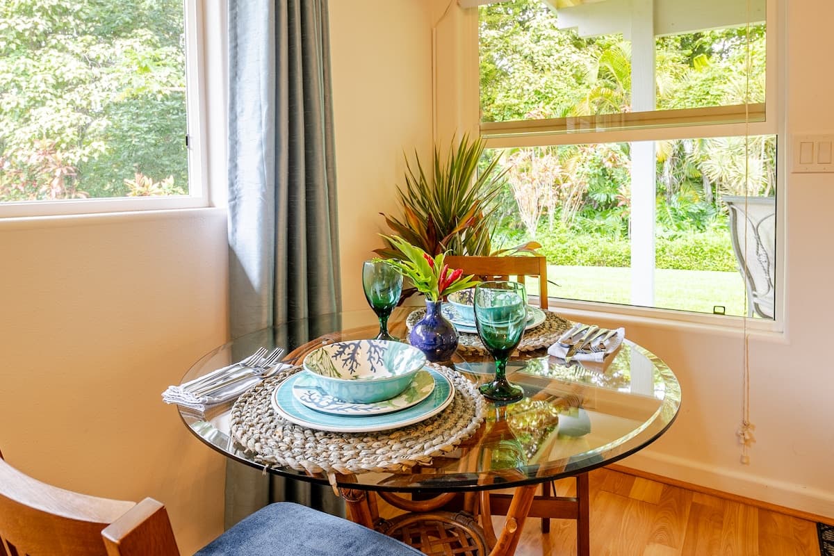 Guesthouse in Kailua-Kona · ★4.89 · 1 bedroom · 1 bed · 1 shared bath - Photo 4