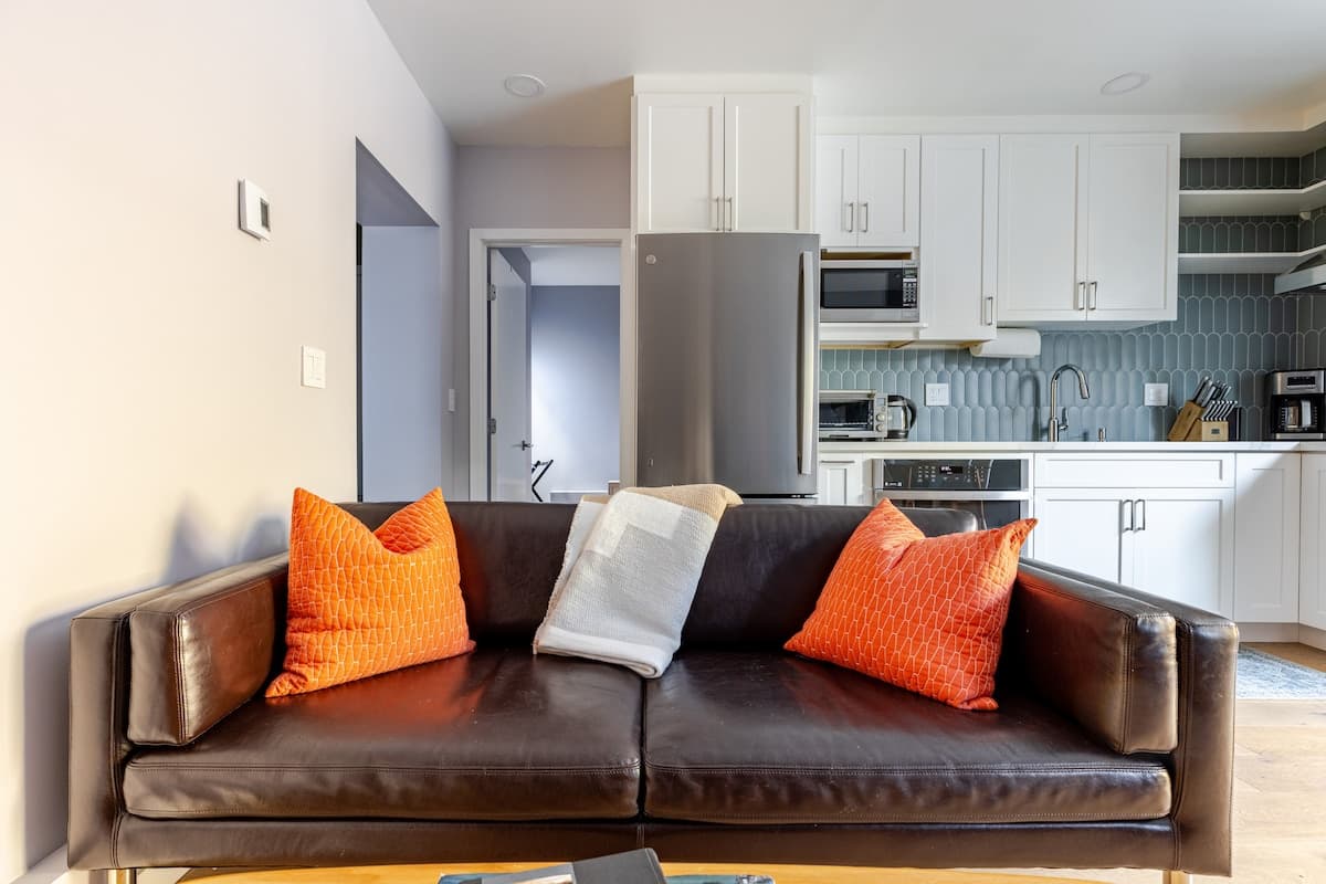 Remodeled 2BR with Private Backyard Near BART - Photo 5