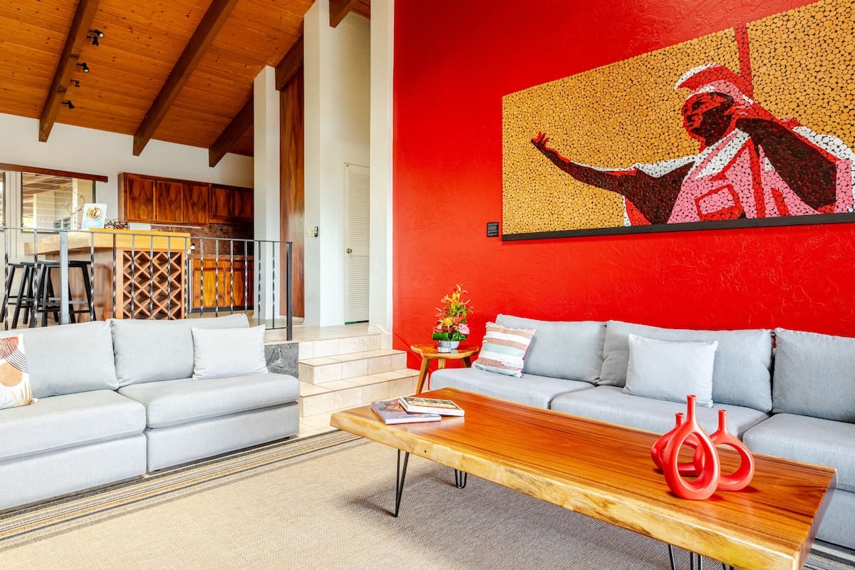 Home in Kailua-Kona · ★5.0 · 3 bedrooms · 4 beds · 2 baths - Photo 5