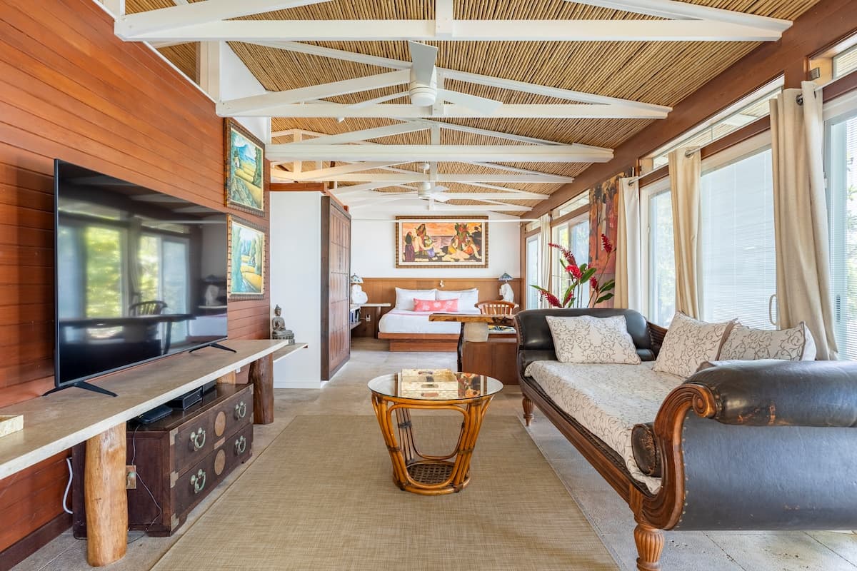Home in Kailua-Kona · ★4.97 · 2 bedrooms · 2 beds · 2 baths - Photo 2