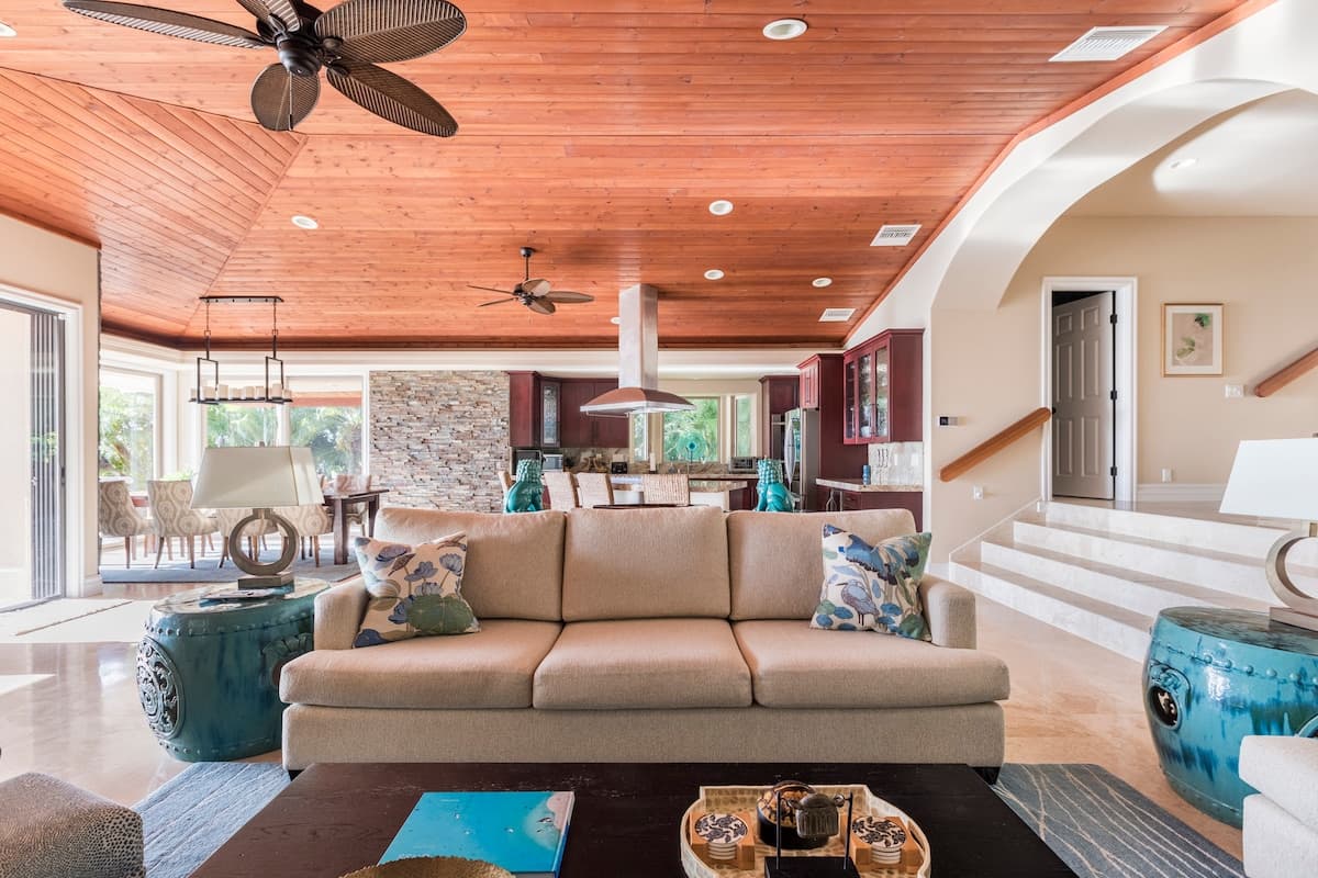 Home in Kailua-Kona · ★5.0 · 4 bedrooms · 4 beds · 4.5 baths - Photo 4