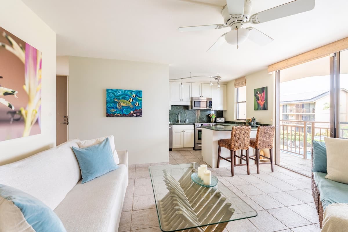 Condo in Kailua-Kona · ★4.93 · 1 bedroom · 1 bed · 1 bath - Photo 1