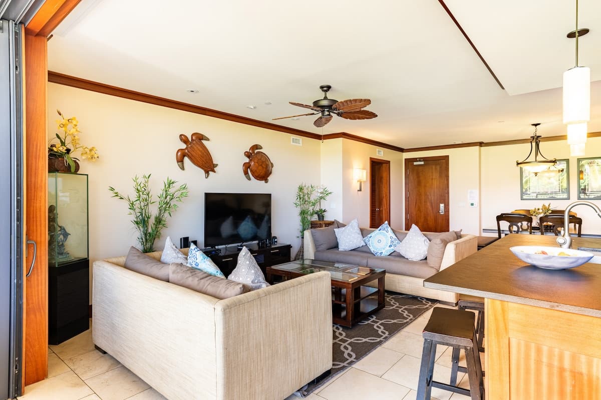 Condo in Kapolei · ★4.93 · 3 bedrooms · 4 beds · 3 shared baths - Photo 4