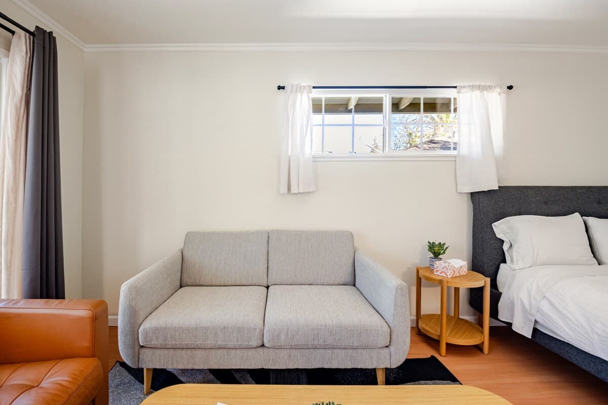 Palo Alto Studio with Private Sunny Patio - Photo 3