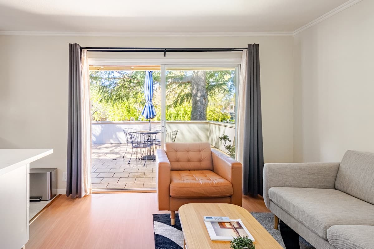 Palo Alto Studio with Private Sunny Patio - Photo 2